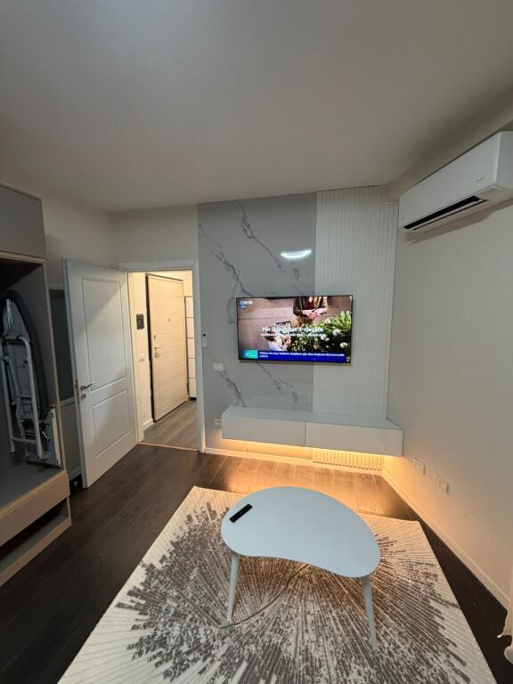 Jepet me qira garsoniere prane Fakultetit Ekonomik