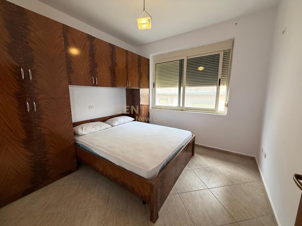 SHITET APARTAMENT 1+1+2 TEK SHKEMBI KAVAJES