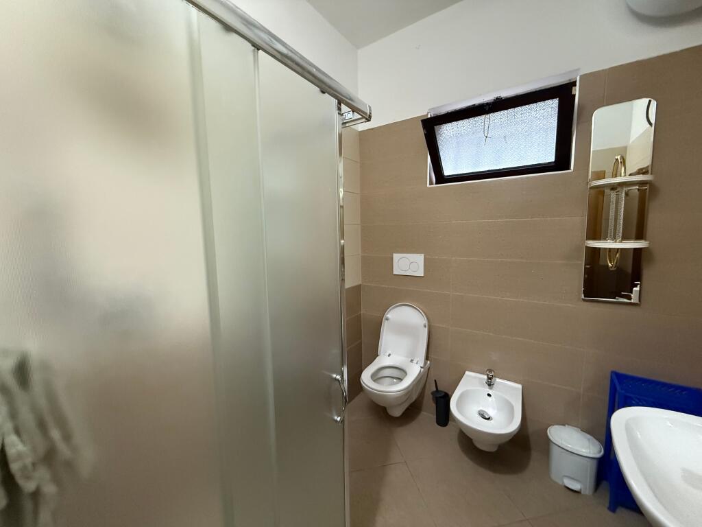 Apartament 2+1 me qira tek Vilat Amerikane, Rruga e Elbasanit