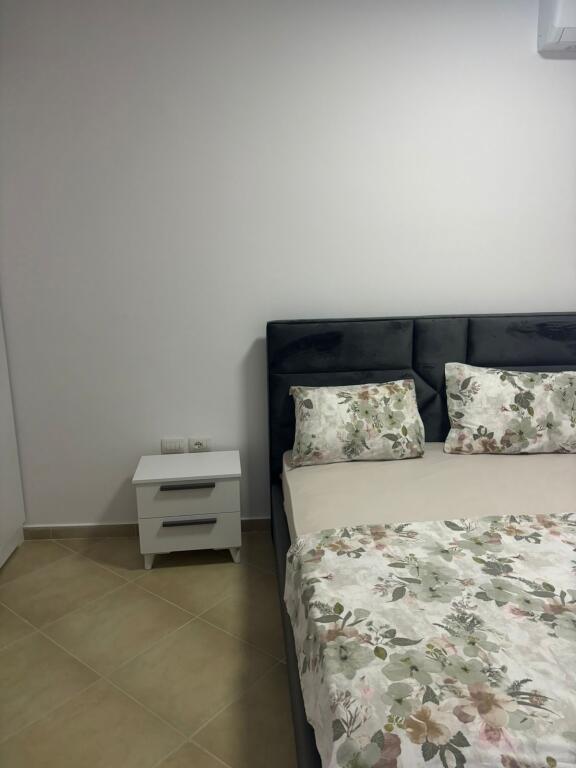 🏠 Apartament 1+1 – Për Qira | Lungo Mare, Vlorë