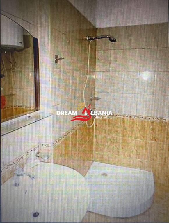 Apartament 1+1 ne shitje ne zonen Pazari te Ri rruga 4 Deshmoret prane Shkolles Kuqe, Tirane (ID 41111205)