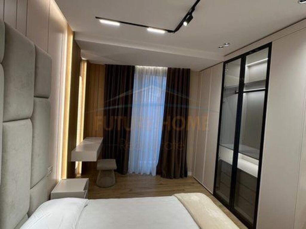 Shitet, Apartament 2+1, Golden Tower Residence, Rruga Mine Peza