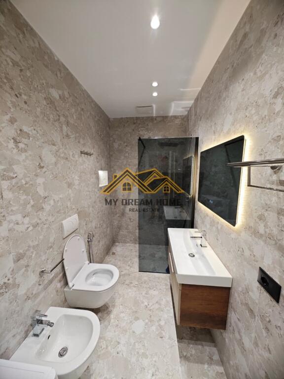 SUPER APARTMENT 1+1 IN THE CENTER OF DURRES, FOR SALE !