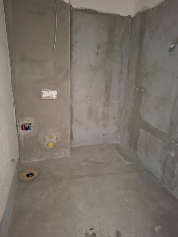 SHITET APARTAMENT 1+1 BULEVARDI I RI