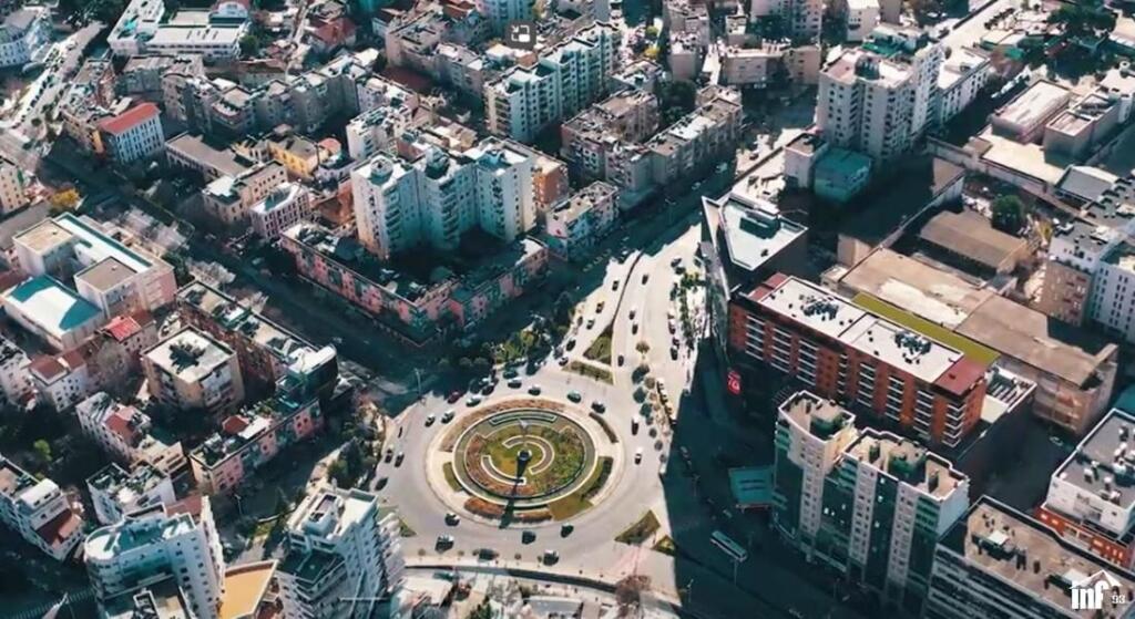 Shiten 2 ambiente komerciale (dyqane) – Zogu i Zi