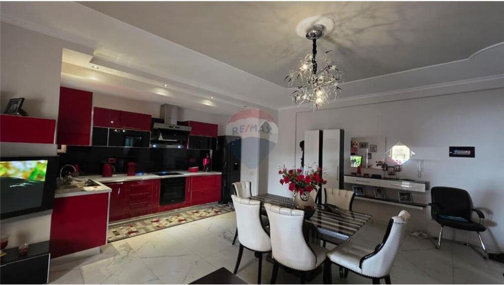 🏠 Apartament 2+1 – Për Shitje 📍 Rruga Onufri, pranë Kishës Ortodokse, Vlorë