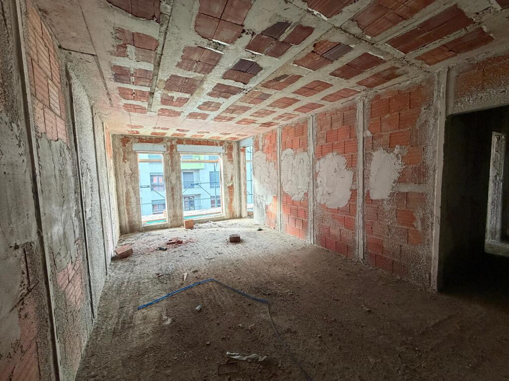 SHITET 2+1 TEK RINGSIDE REZIDENCE, PASKUQAN! 1000€/m2