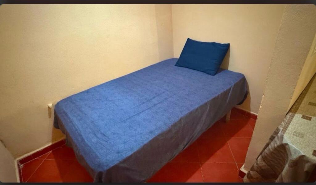 STUDIO APARTMENT 25000 LEKE.EUROPEAN UNIVERSITY OF TIRANA.