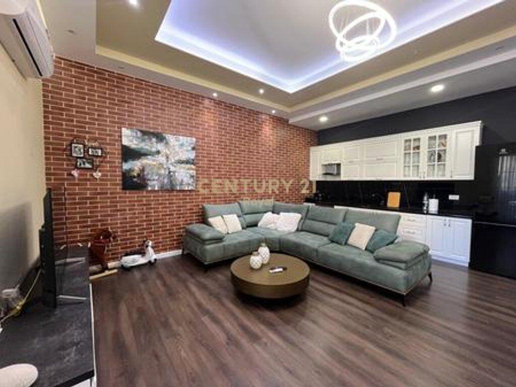 SHITET APARTAMENT 1+ 1 NE FRESK, ME PAMJE TE LIRE NGA MALI I DAJTIT 129,000 € Sip. Totale  170m2