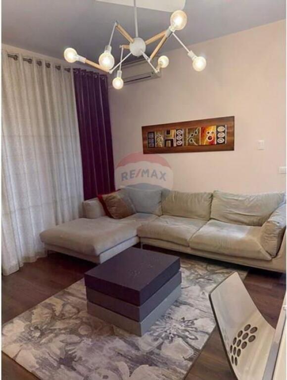 Jepet me Qira Apartament 1+1+Parkim Liqeni i thate