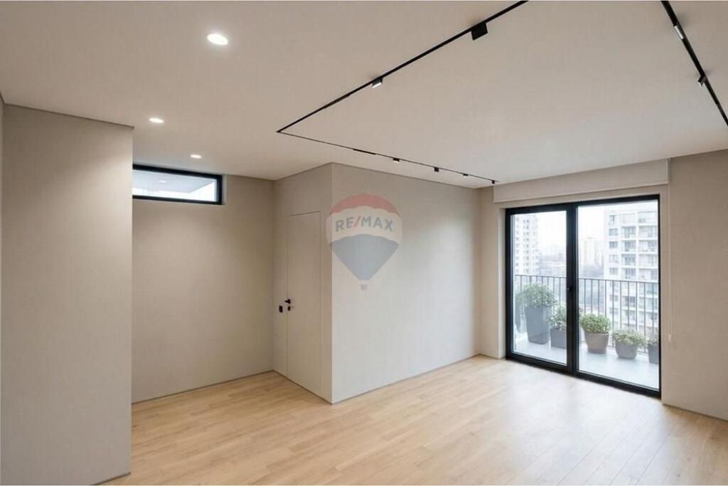 Jepet me Qira Ambjent Biznesi Te Liqeni i Thatë