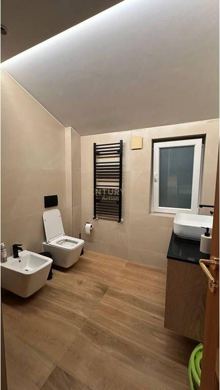 Rezidencë Banimi me Qira! 10,000 € /Muaj