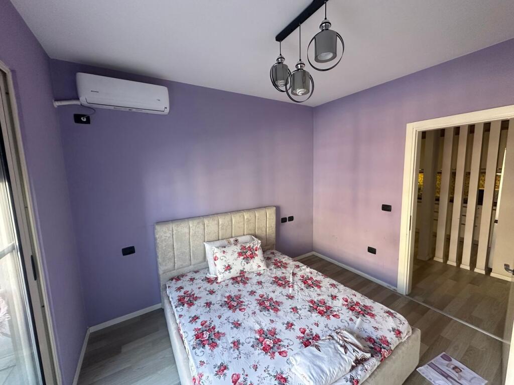 Apartament 2+1 me qera ne Astir tek Bar Xhamero