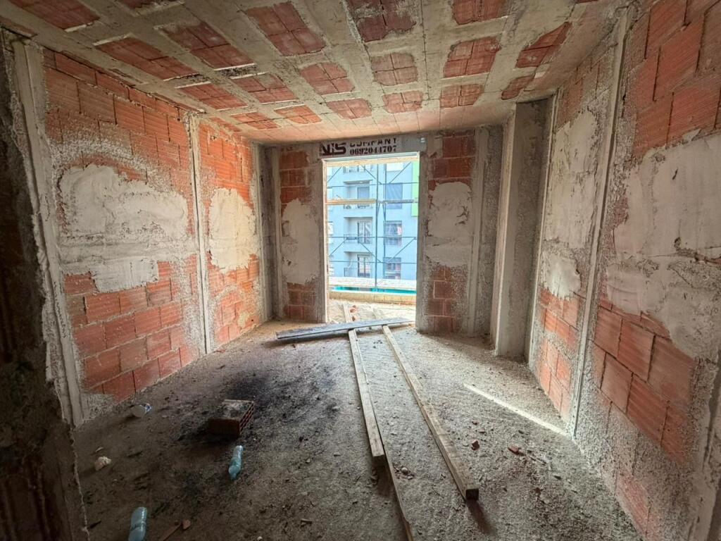 SHITET 2+1 TEK RINGSIDE REZIDENCE, PASKUQAN! 1000€/m2