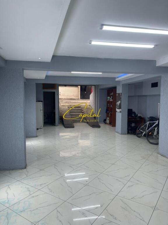 LOCALE COMMERCIALE IN AFFITTO 80 M2 SELITE 550 EURO