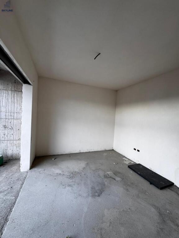 Vendesi Appartamento 1+1+Posto Auto-Demollari Costruzione