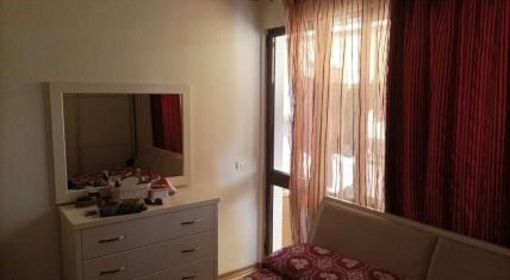 Jepet Me Qera Apartament 2+1+1 Ballkon