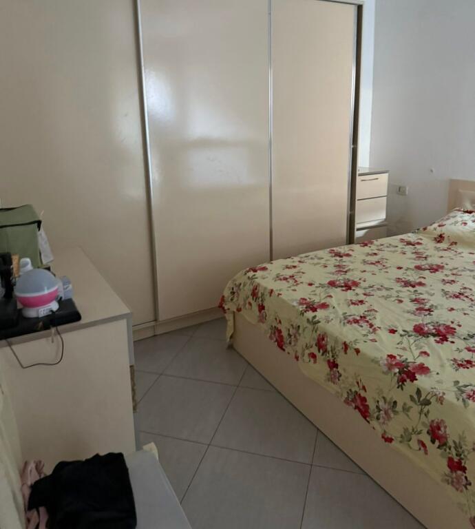 🏠 Shitet Apartament 2+1