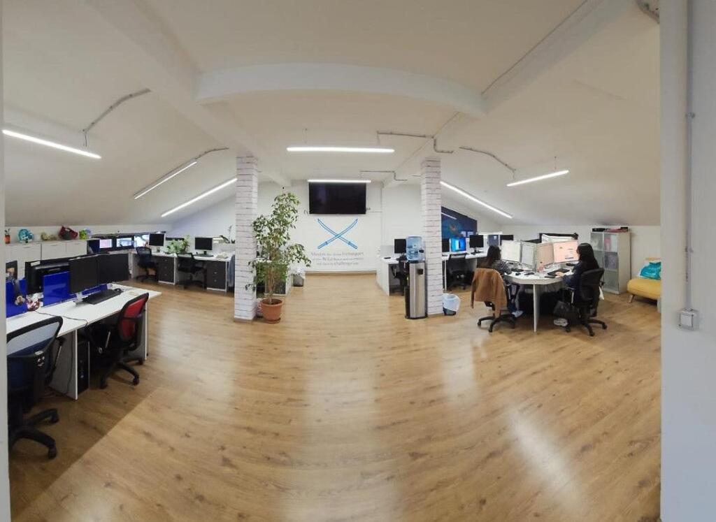 📌Ambient Zyre (Pjesë Vile) me Qira – Bllok, zona Juvenilja