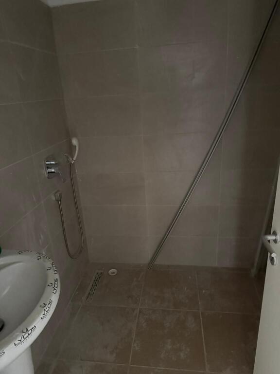 🏡 Jepet me Qira Apartament 2+1+2