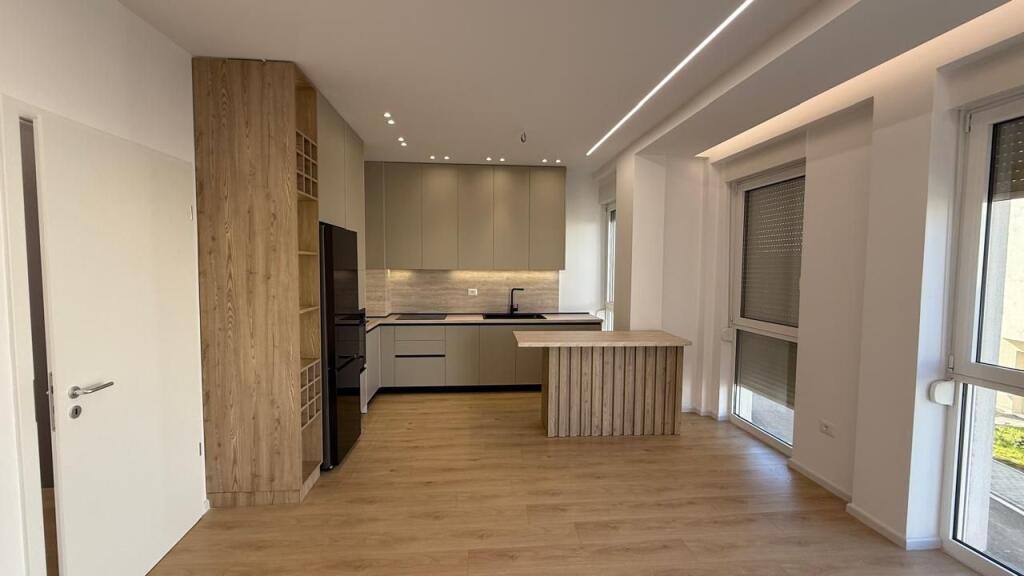 JEPET ME QIRA VILË – ABA RESIDENCE, FARKË