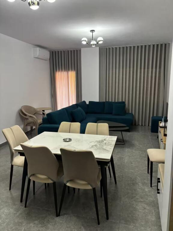 🏠 Apartament 1+1 – Për Qira | Lungo Mare, Vlorë
