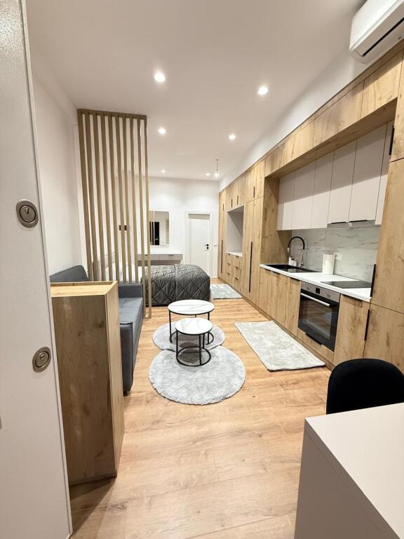 Gazoniere me qera ne Fresk, Rruga e Dajtit 350 Euro