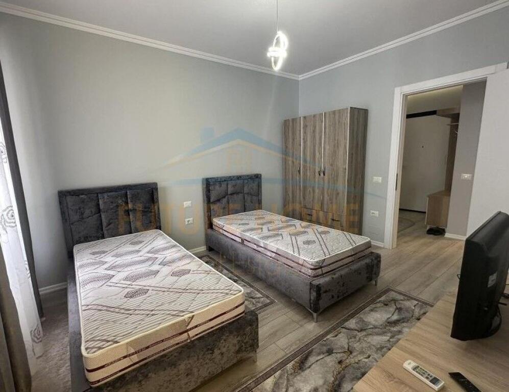Qera, Apartament 2+1+2+Post Parkimi , Yzberisht