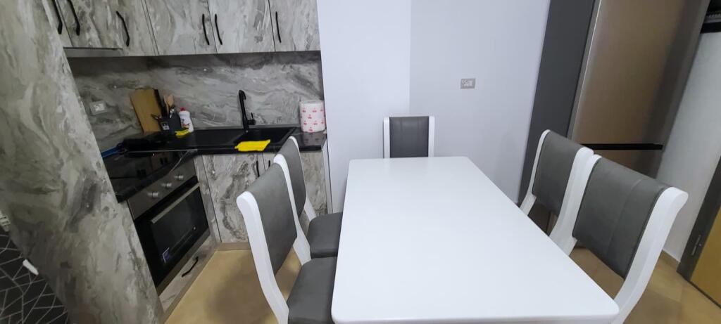 Jepen me qira 7 apartamente sezonale 1+1,Lungomare Vlore