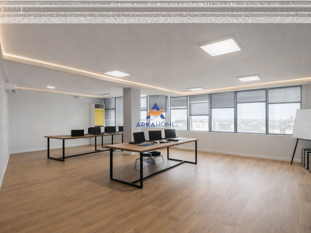 JEPET ZYRE ME QERA 371M2 NETO "KOMPLEKSI USLUGA,STACIONI I TRENIT" 3000 EURO