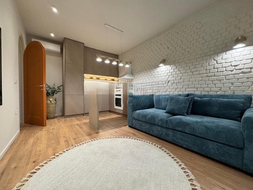 Appartamento 2+1 in Affitto a Myslym Shyr! 930 € /Mese