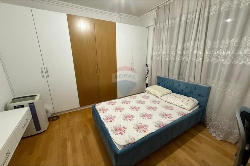 Apartament 2+1+2 per qira,Pallatet mlezjane !