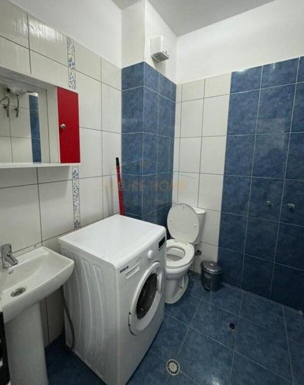 Qera, Apartament 2+1+2, Rruga 5 Maji, Tirane