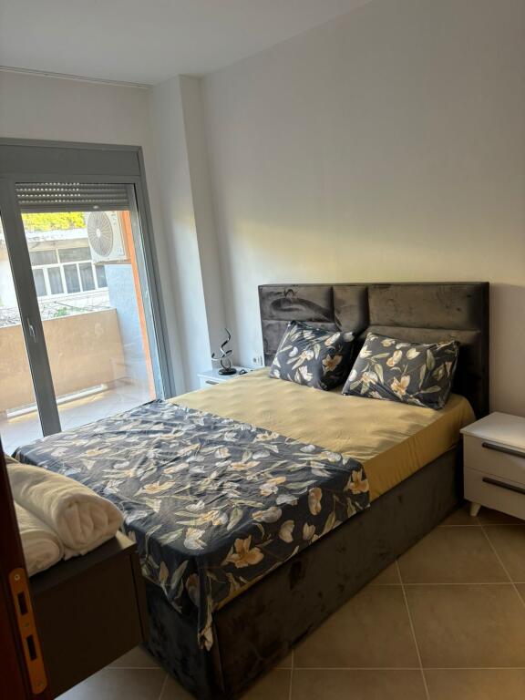 🏠 Apartament 1+1 – Për Qira | Lungo Mare, Vlorë