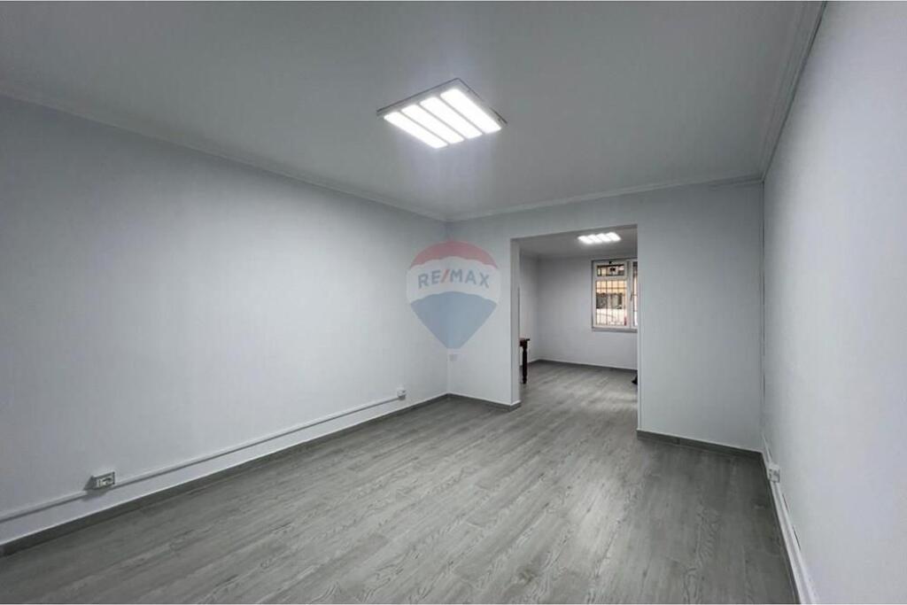 Jepet me qira zyre tek rruga Irfan Tomini