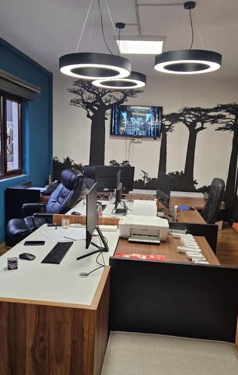 📌Ambient Zyre (Pjesë Vile) me Qira – Bllok, zona Juvenilja