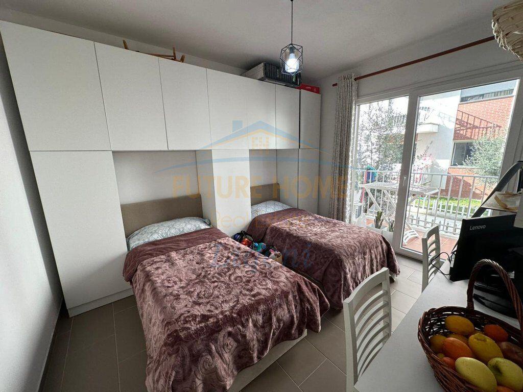 Apartament ne shitje 2+1,Unaza e Re, Tirane.