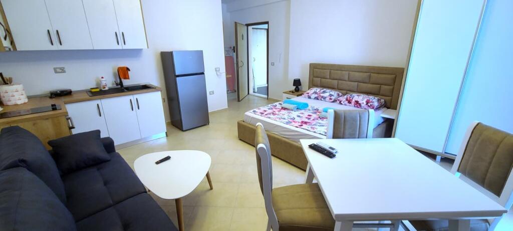 🏠 Garsoniere – Për Qira | Dhimitër Konomi, Vlorë