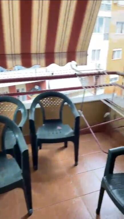 Jepet me qera 1+1 te  spar 2 fresk mobiluar 350 wu