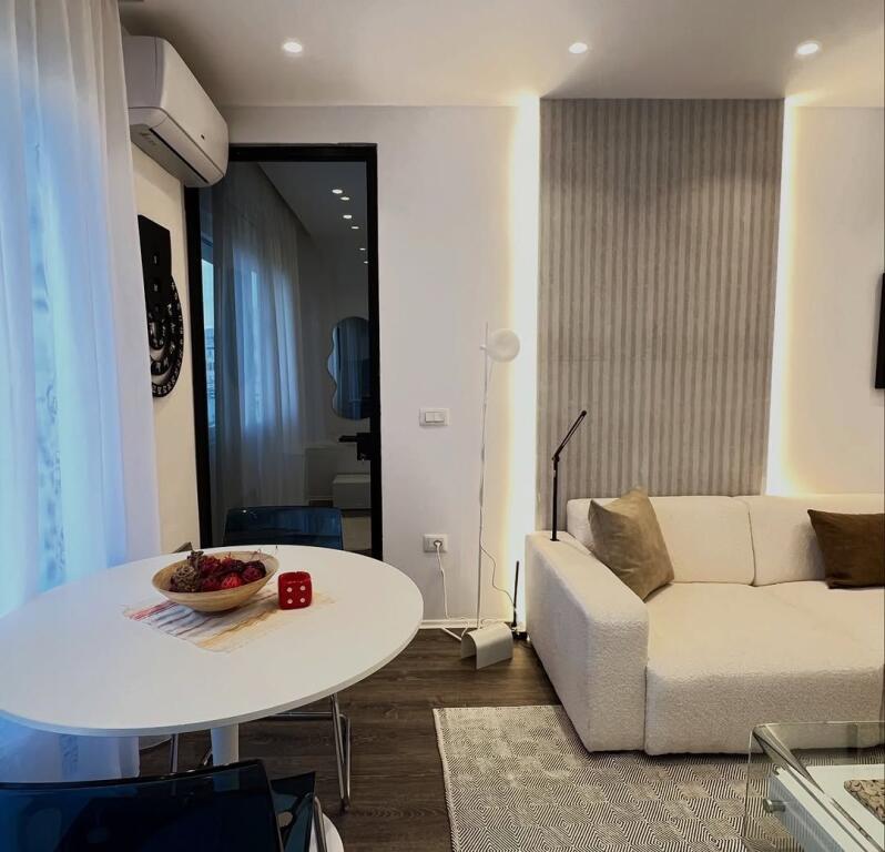 Shitet apartament 1+1 te Mozaiku