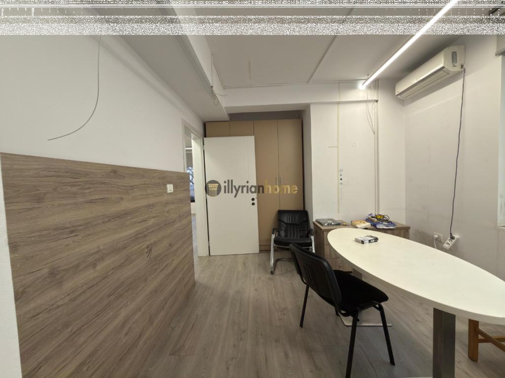 Jepen me Qira dy Ambiente Pune, “Vasil Shanto”, Tiranë