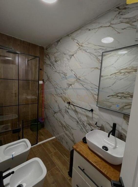 Affitto, Appartamento 2+1, Oxhaku, Tirana.