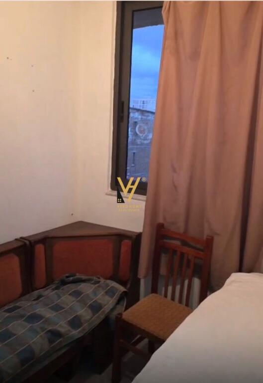 JEPET APARTAMENT 1+1 ME QERA TE SELVIA 35.000 LEKE 35.000 LEKE