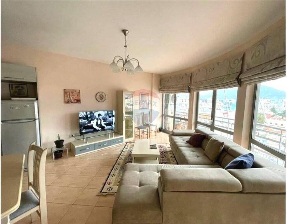 Apartament 2+1+ garazhd tek Zogu i zi