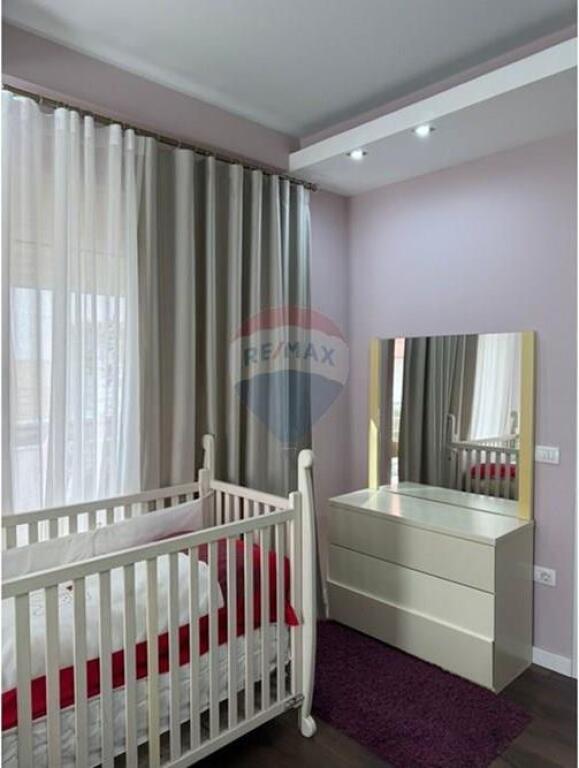 Jepet me Qira Apartament 1+1+Parkim Liqeni i thate