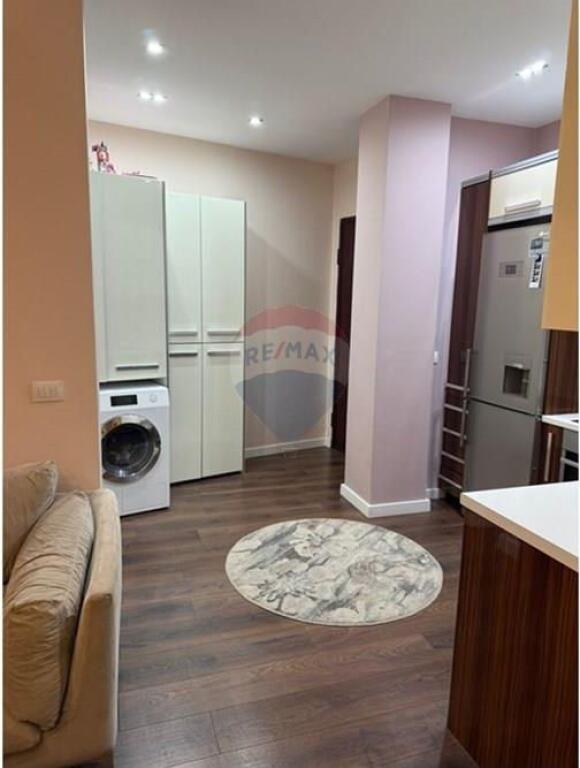 Jepet me Qira Apartament 1+1+Parkim Liqeni i thate