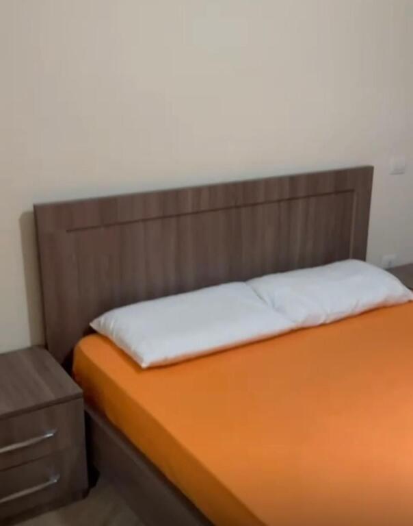 Jepet Me Qera Apartament 2+1+2 Tualete +1 Ballkon