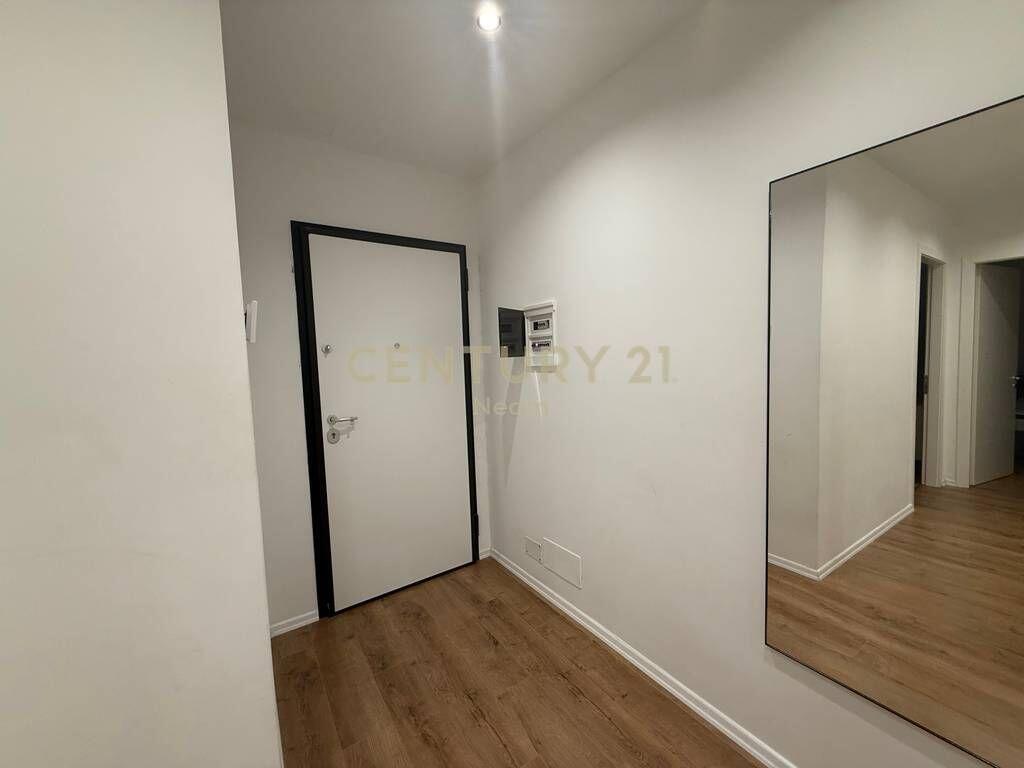 APARTAMENT ME QIRA 2+1+2 TEK KODRA E DIELLIT, ME POST PARKIMI