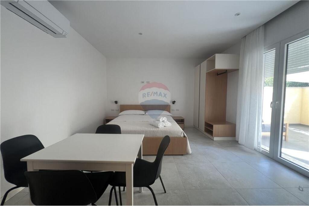 🏡 Garsoniere – Për Qira | Sulejman Delvina, Vlorë