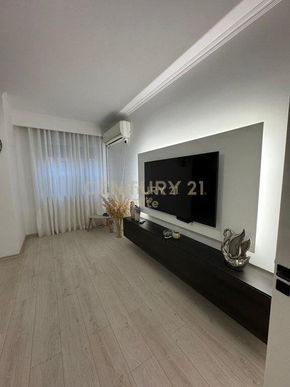 APARTAMENT ME QIRA 2+1+2+GARAZH TE BRRYLI!